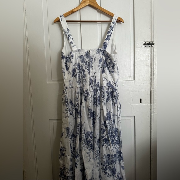 Reformation Linen Balia in Lupine - Picture 6 of 9